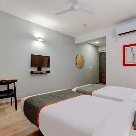 Townhouse Infinity Stays Ґурґаон Екстер'єр фото