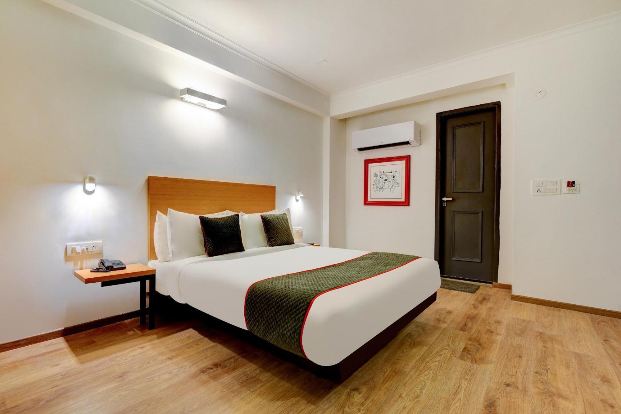 Townhouse Infinity Stays Ґурґаон Екстер'єр фото