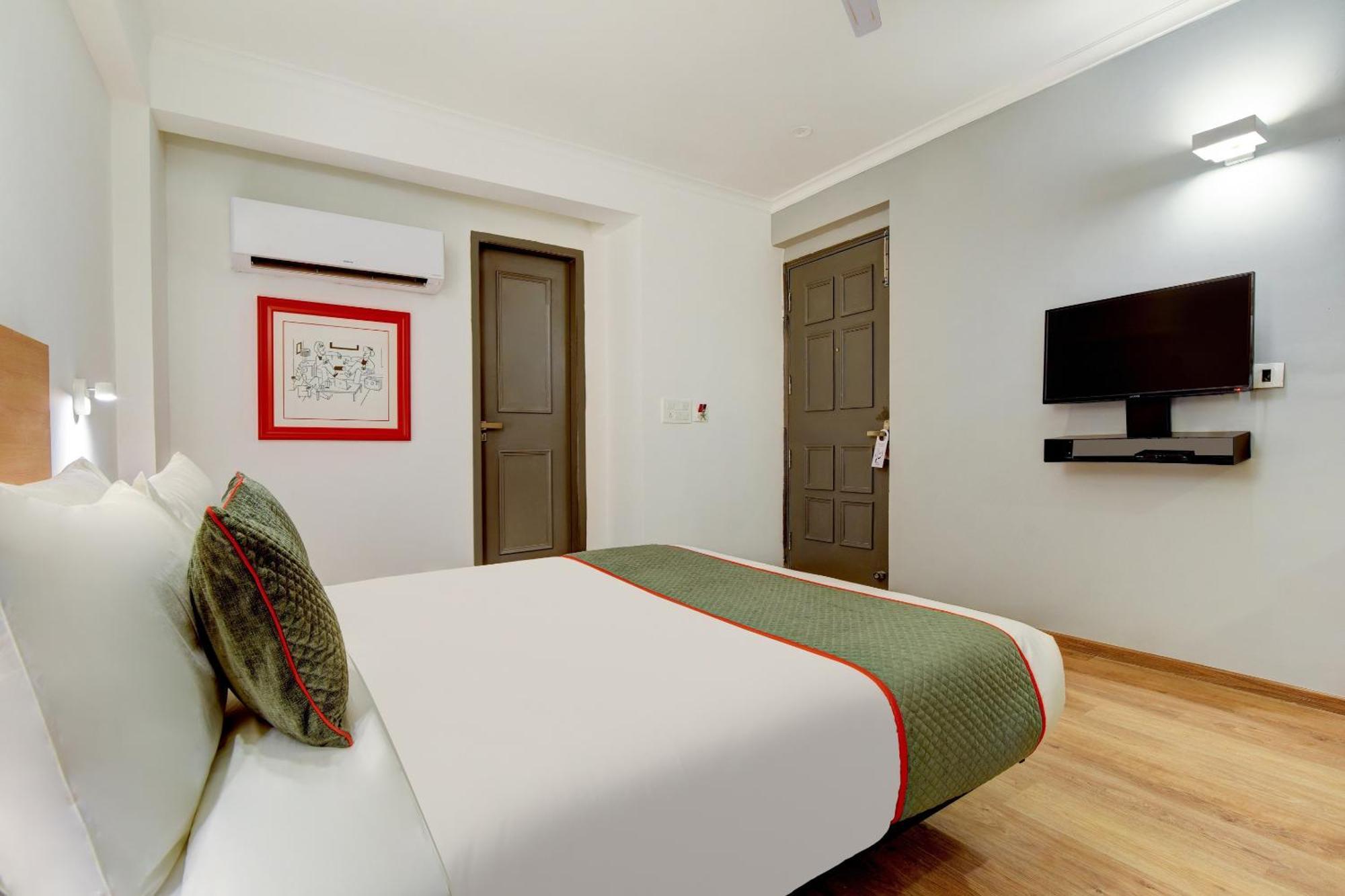 Townhouse Infinity Stays Ґурґаон Екстер'єр фото