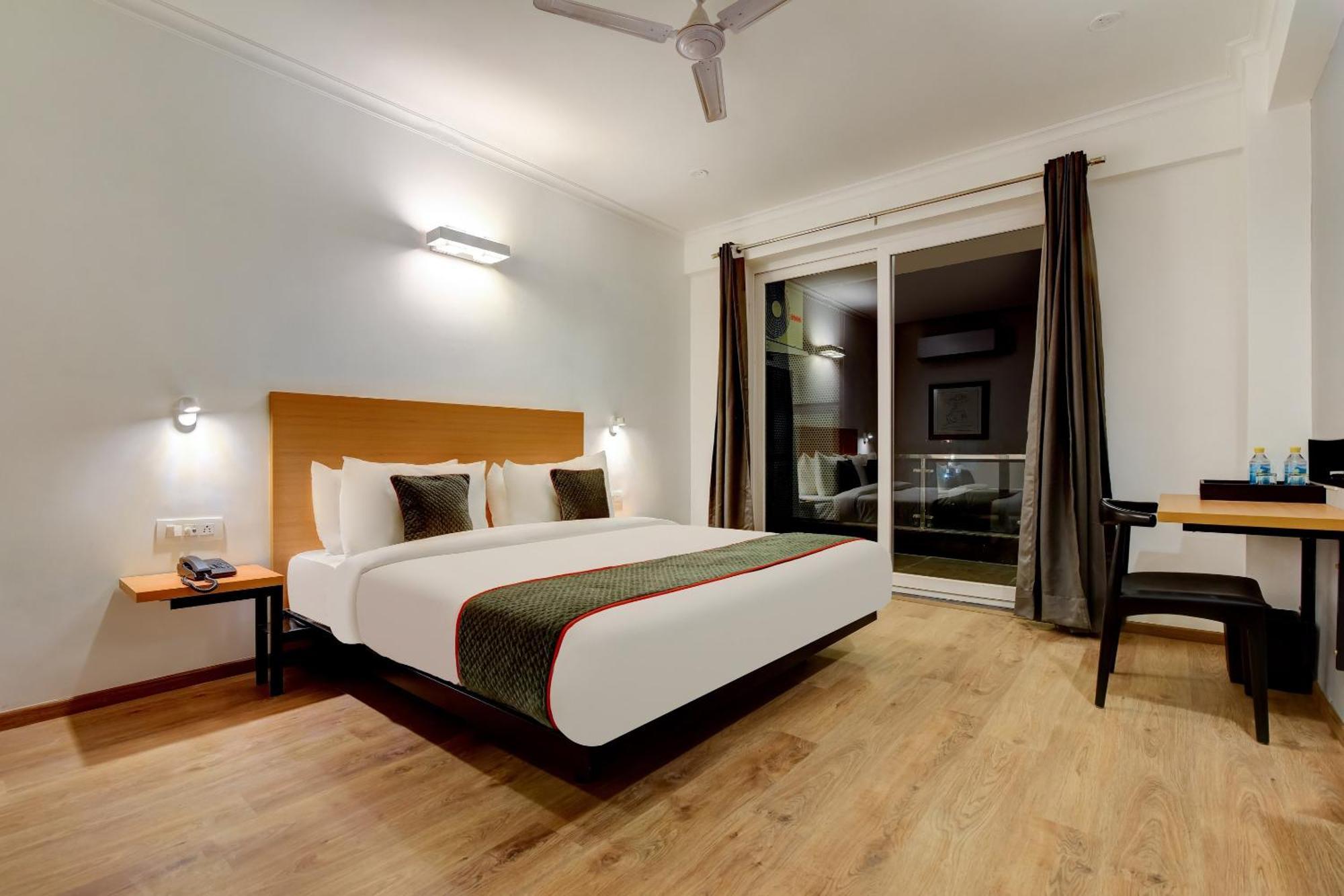 Townhouse Infinity Stays Ґурґаон Екстер'єр фото